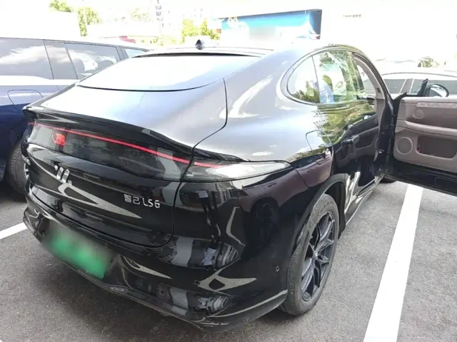 IM Motors LS6 — Фото автомобиля 4