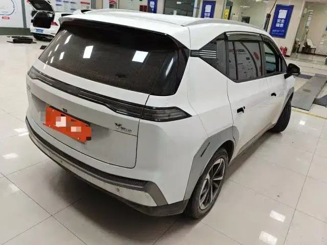 GAC Aion Y — Фото автомобиля 6