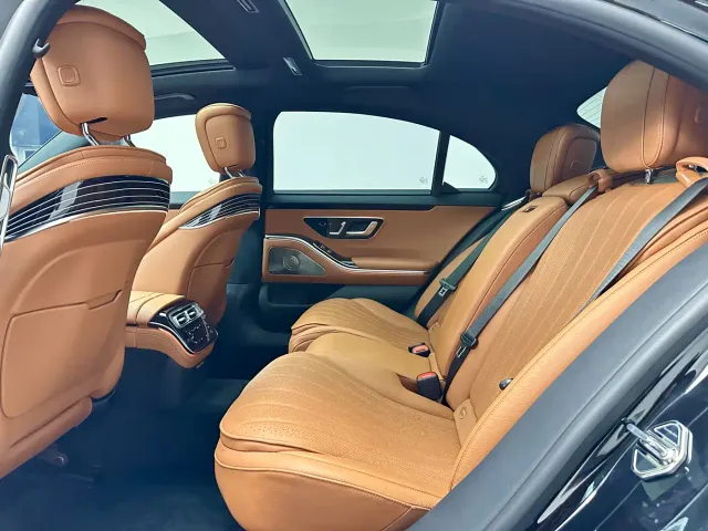 Mercedes-Benz S-Class — Фото автомобиля 11