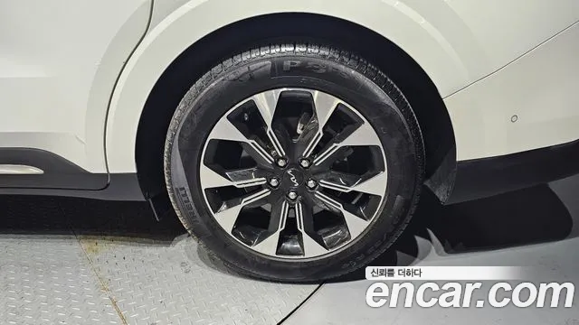 Kia Canival Carnival 4 поколение Бензин 7 мест Signature — Фото автомобиля 21