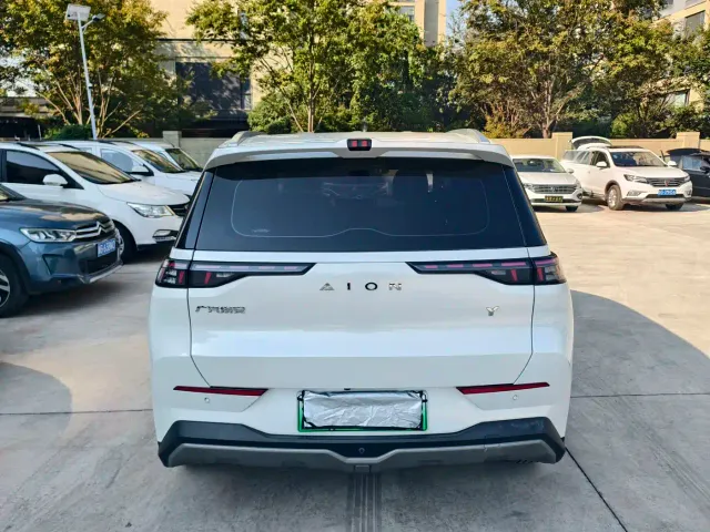GAC Aion Y — Фото автомобиля 14