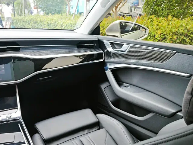 Audi A7 — Фото автомобиля 14