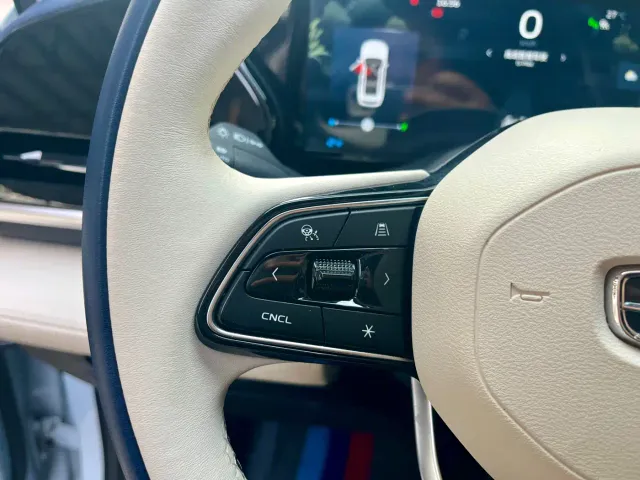 Geely Xingyue L — Фото автомобиля 10
