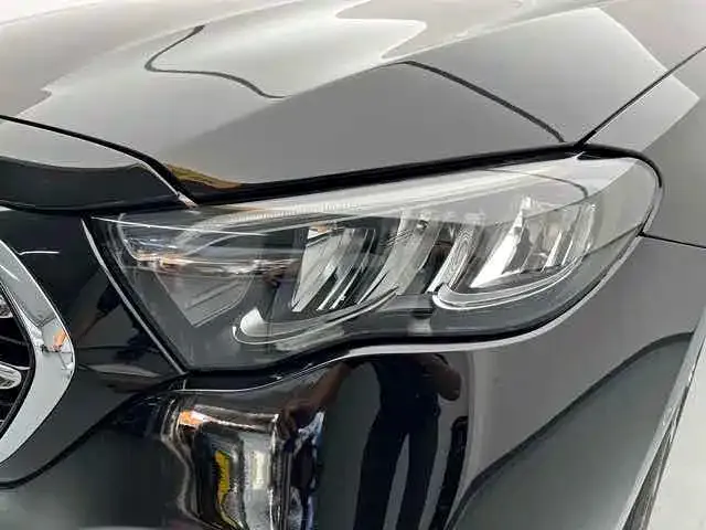 Mercedes-Benz E-Class — Фото автомобиля 11