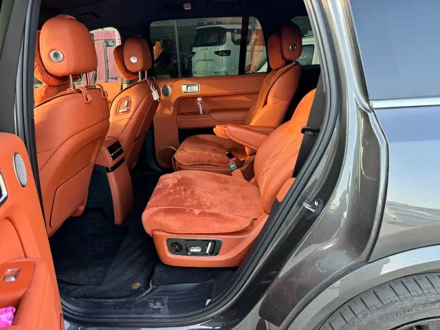 Li Auto L9 — Фото автомобиля 7