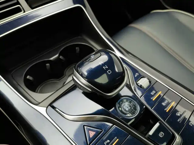 BYD Qin PLUS — Фото автомобиля 13