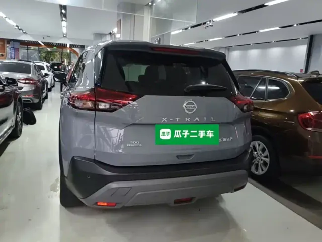 Nissan X-Trail — Фото автомобиля 5