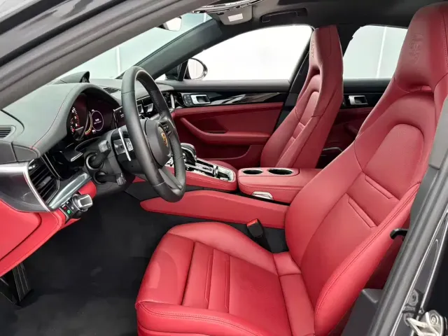 Porsche Panamera — Фото автомобиля 8