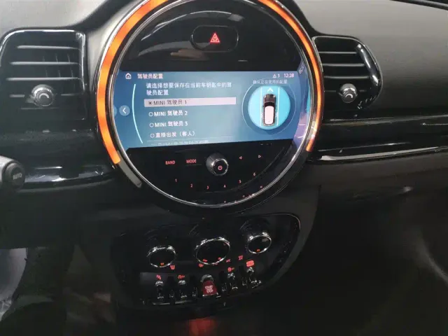 MINI Clubman — Фото автомобиля 8