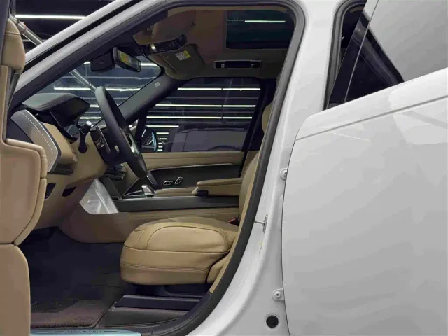 Land Rover Range Rover — Фото автомобиля 8