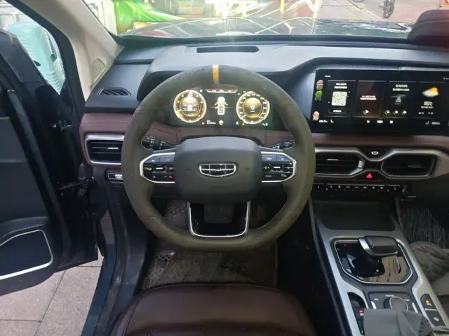 Geely Haoyue — Фото автомобиля 6