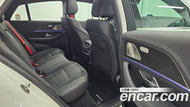 Mercedes-Benz GLE-Class — Фото автомобиля 12