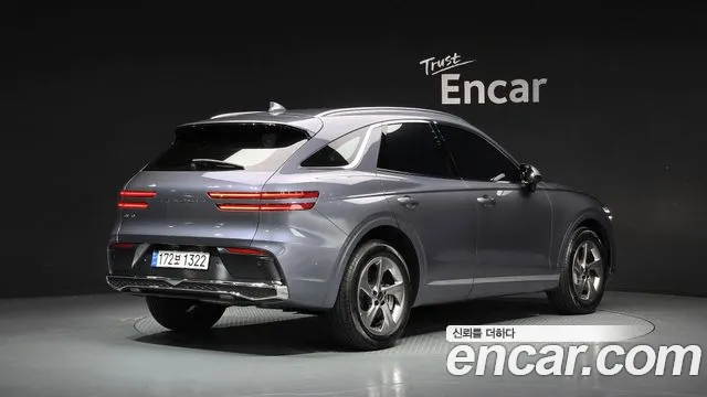 Genesis GV70 2.5T Бензин 2WD — Фото автомобиля 2