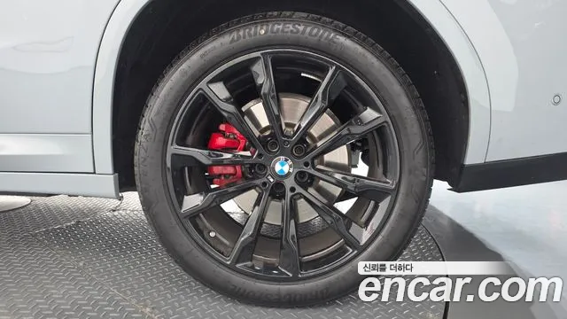 BMW X4 xDrive20i M Sport Pro Special Edition — Фото автомобиля 16