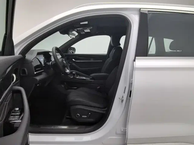 Geely Xingyue L — Фото автомобиля 10