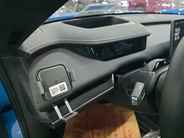Xiaomi SU7 — Фото автомобиля 10
