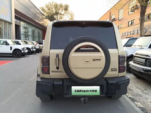 iCAR V27 — Фото автомобиля 11
