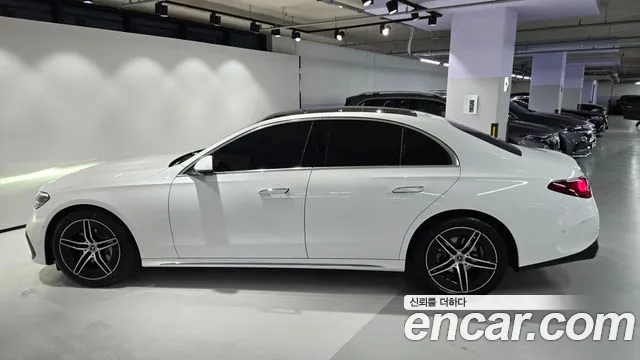 Mercedes-Benz E-Class W214 — Фото автомобиля 8