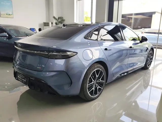 BYD Seal — Фото автомобиля 6