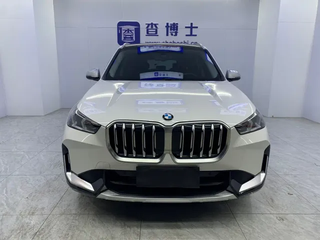 BMW X1 — Фото автомобиля 2