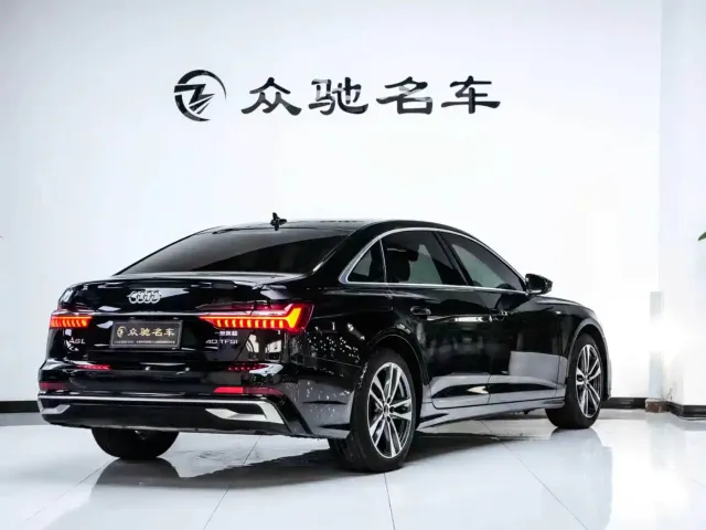 Audi A6L — Фото автомобиля 10