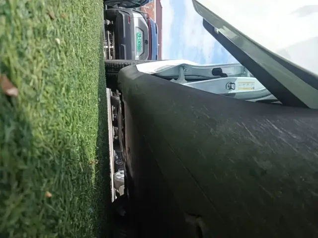 Tesla Model Y — Фото автомобиля 20