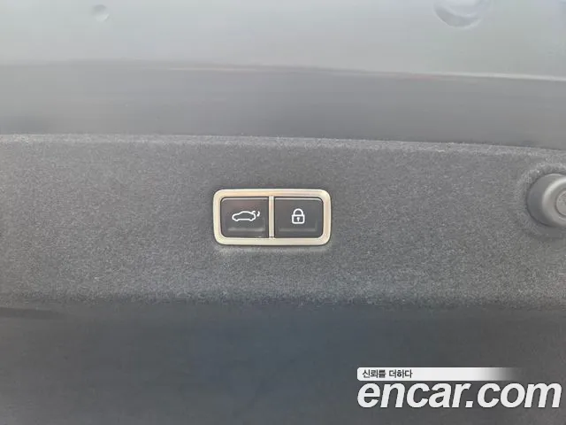 Hyundai Ioniq 6 — Фото автомобиля 19
