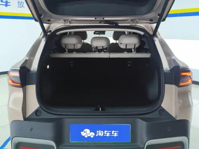 Changan Qiyuan Q05 — Фото автомобиля 4