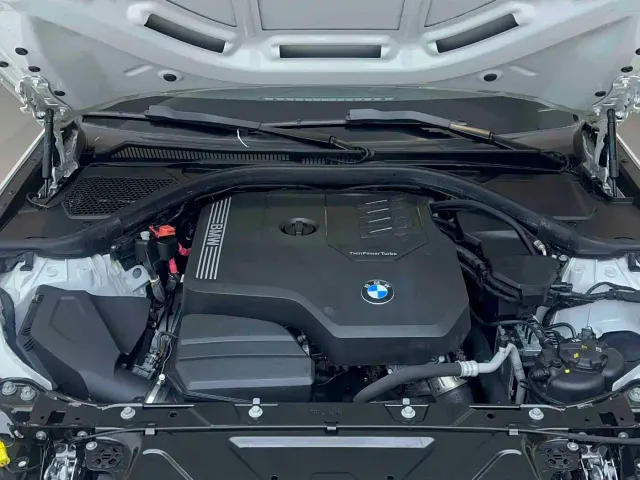 BMW 3 Series — Фото автомобиля 14