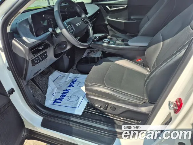 Kia EV6 — Фото автомобиля 10