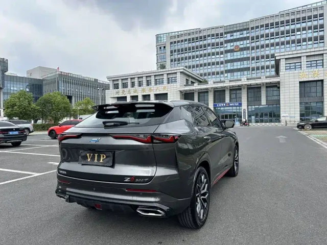 Changan Z6 — Фото автомобиля 9