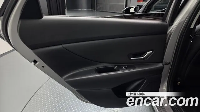 Hyundai Avante CN7 — Фото автомобиля 14