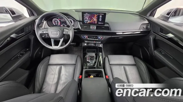 Audi Q5 45 TFSI quattro Premium — Фото автомобиля 6