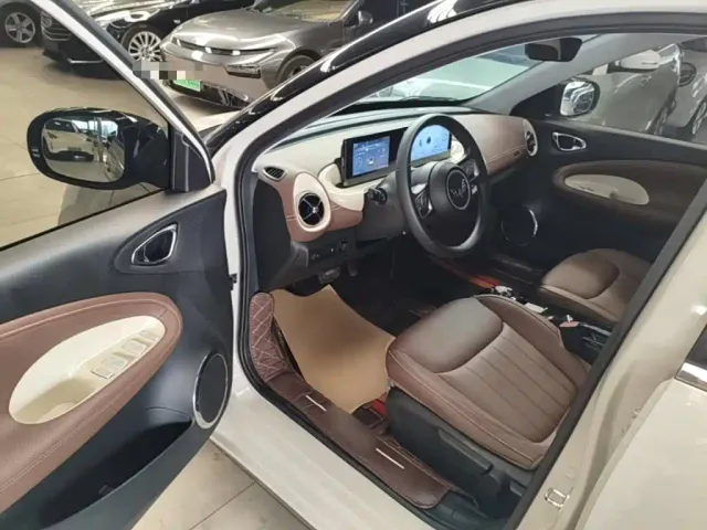 Wuling Bingo — Фото автомобиля 15