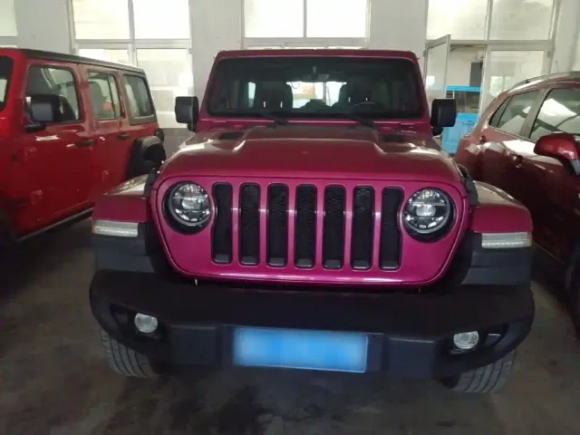 Jeep Wrangler — Фото автомобиля 2