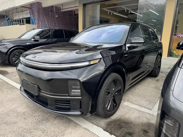 Фотография автомобиля — Li Auto L7