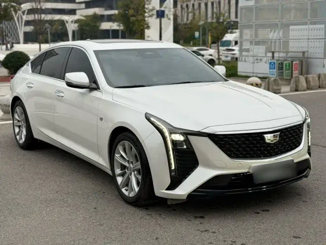Cadillac CT5 — Фото автомобиля 6