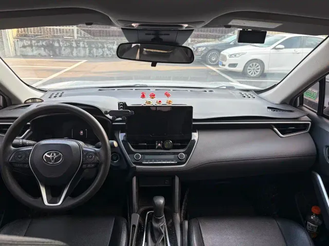 Toyota Frontlander — Фото автомобиля 12