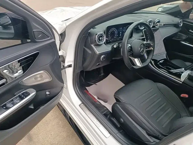 Mercedes-Benz C-Class — Фото автомобиля 15