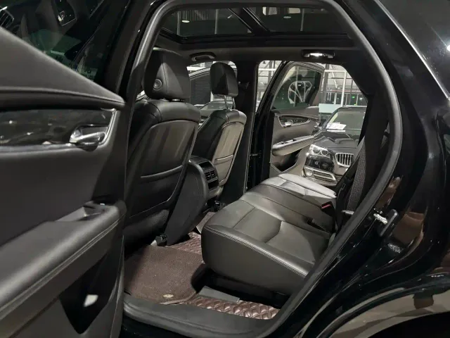Cadillac XT5 — Фото автомобиля 9