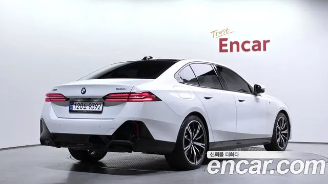 BMW 5 Series G60 — Фото автомобиля 2