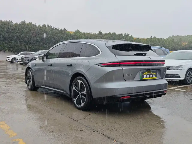 Nio ET5 Touring — Фото автомобиля 8
