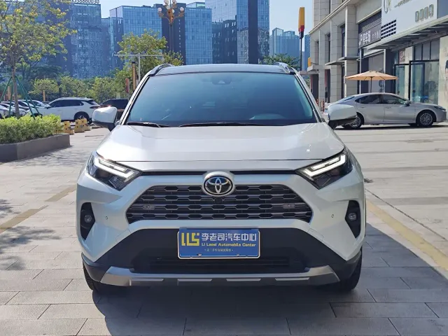 Toyota RAV4 — Фото автомобиля 2