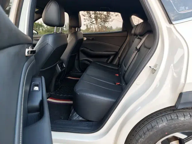 Baojun Yunhai — Фото автомобиля 16