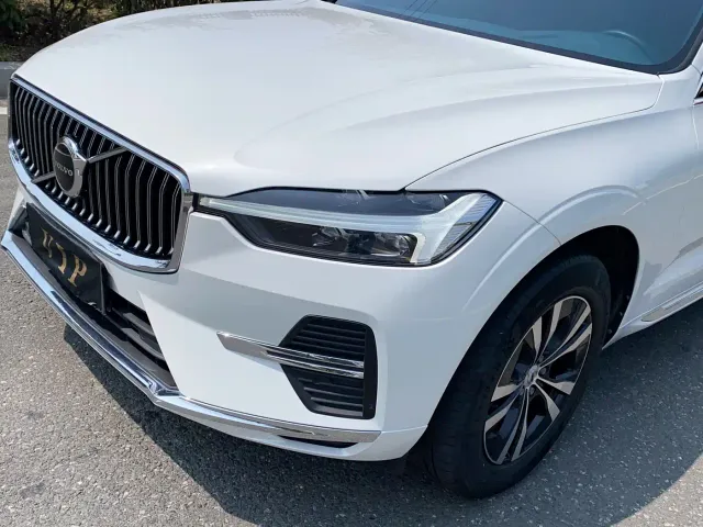 Volvo XC60 — Фото автомобиля 4