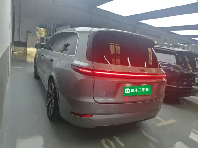 Li Auto Li Xiang L9 2022 Max — Фото автомобиля 4