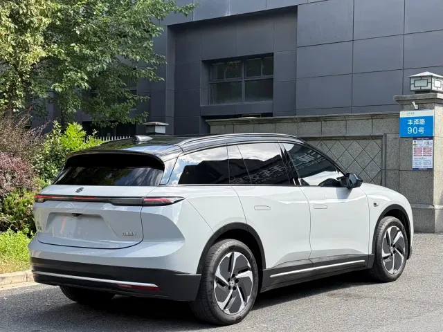 Nio ES6 — Фото автомобиля 5