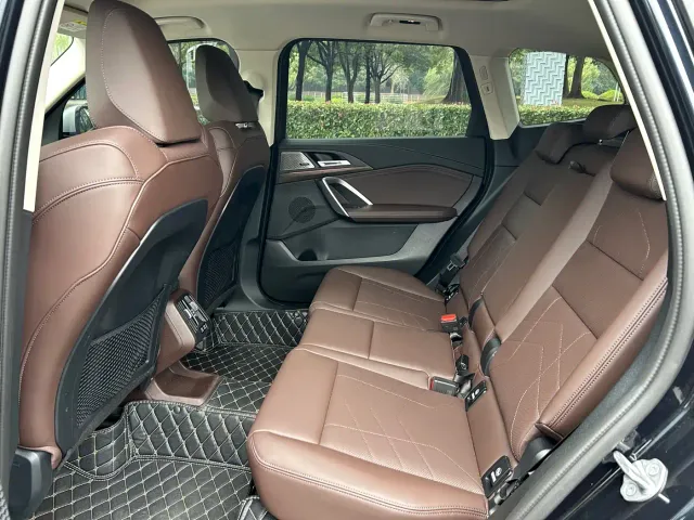 BMW X1 — Фото автомобиля 12