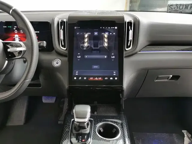 Hongqi Hongqi HS3 2023 1.5T 2WD Virtue Edition — Фото автомобиля 13