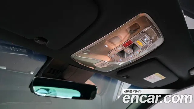 Genesis GV70 — Фото автомобиля 23